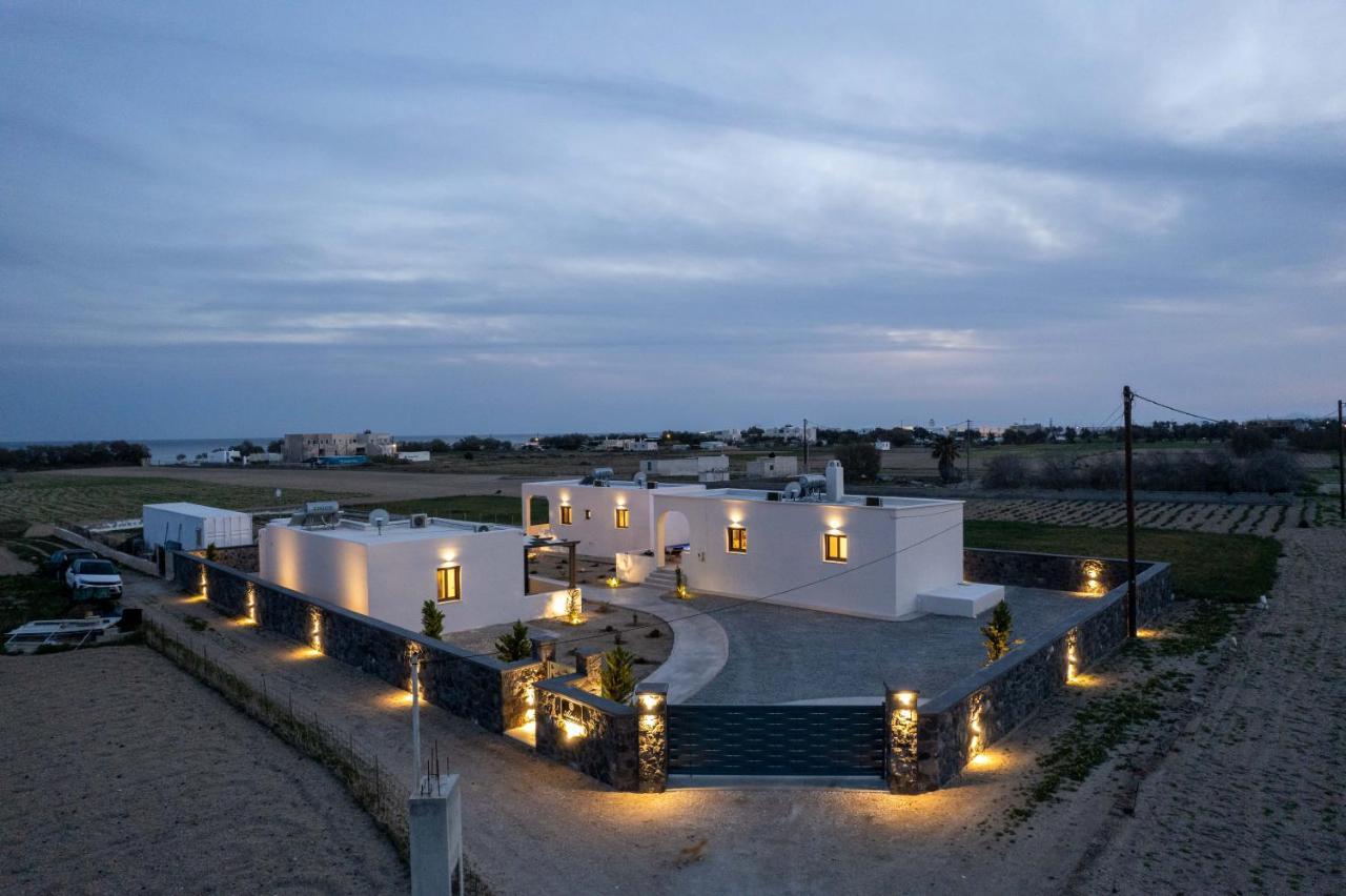 Almira Luxury Suites Perivolos  Exterior foto