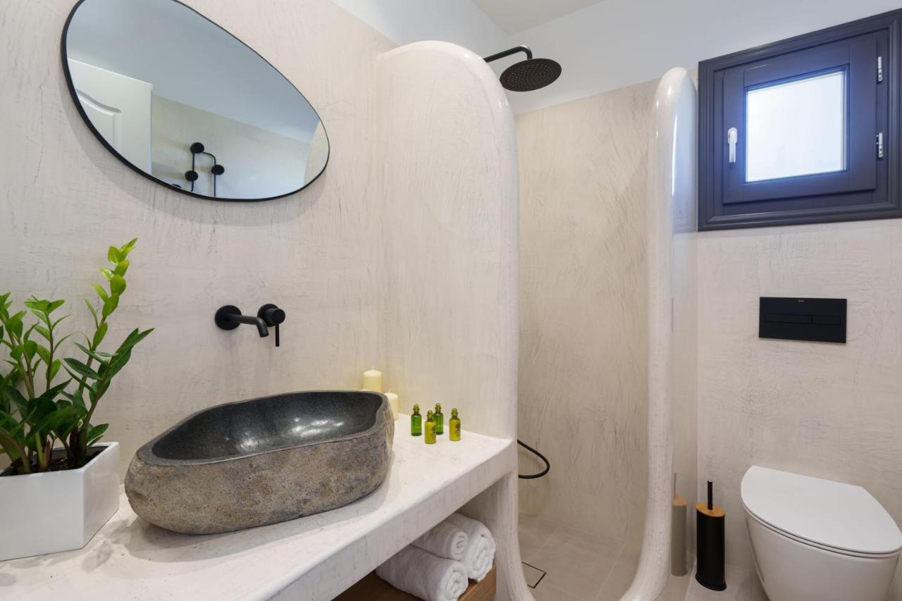 Almira Luxury Suites Perivolos  Exterior foto