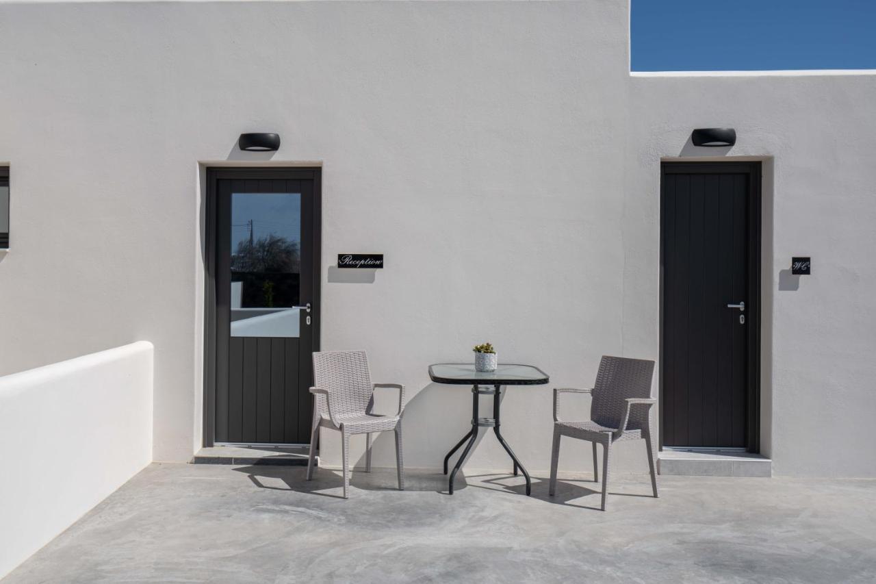 Almira Luxury Suites Perivolos  Exterior foto